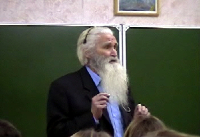 Анатолий Черняев в Минске в 2006 году