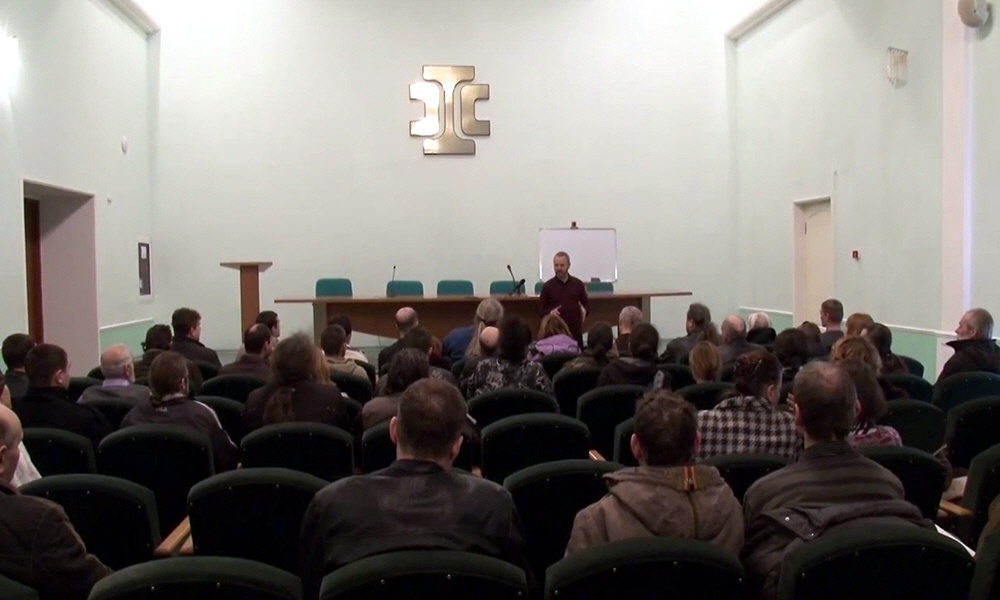 Сергей Данилов в Мариуполе 15 марта 2014 года
